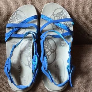Merrill Victoria Blue Strappy Sandals